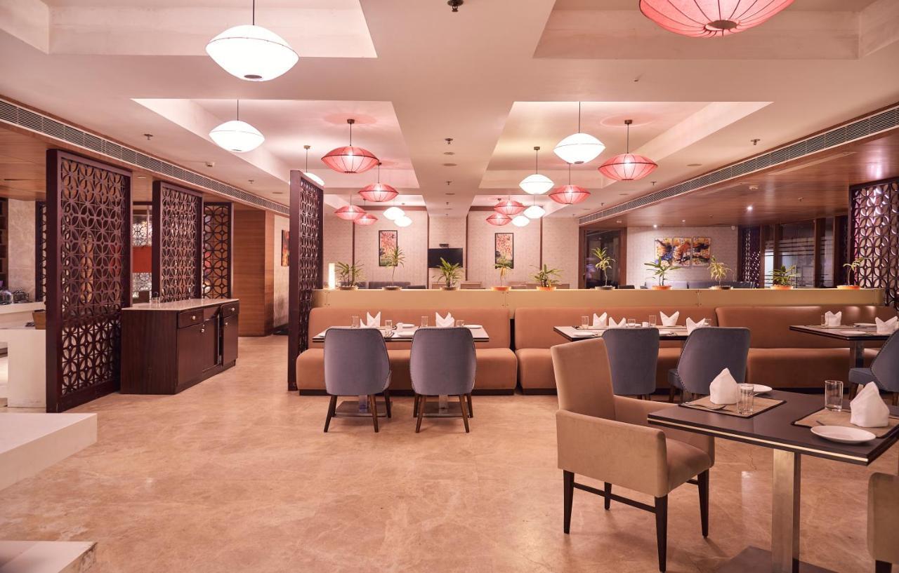 The P L Palace Agra Hotel