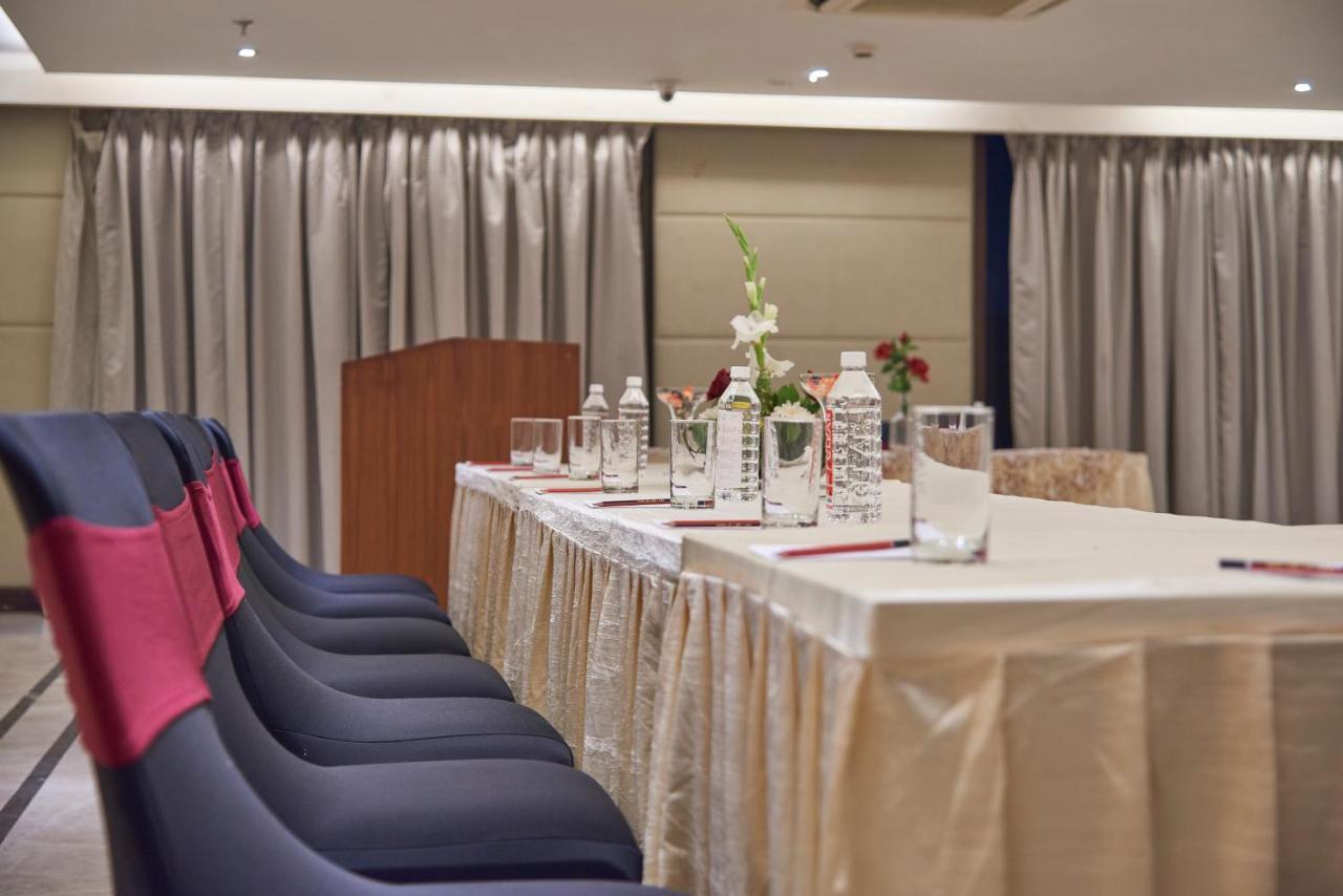 Hotel The P L Palace Agra