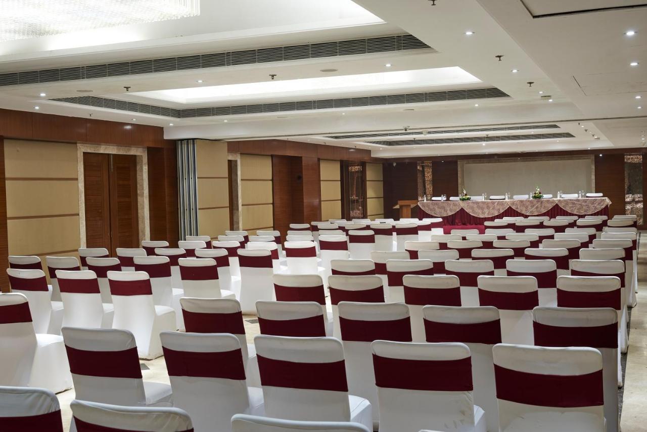The P L Palace Agra Hotel